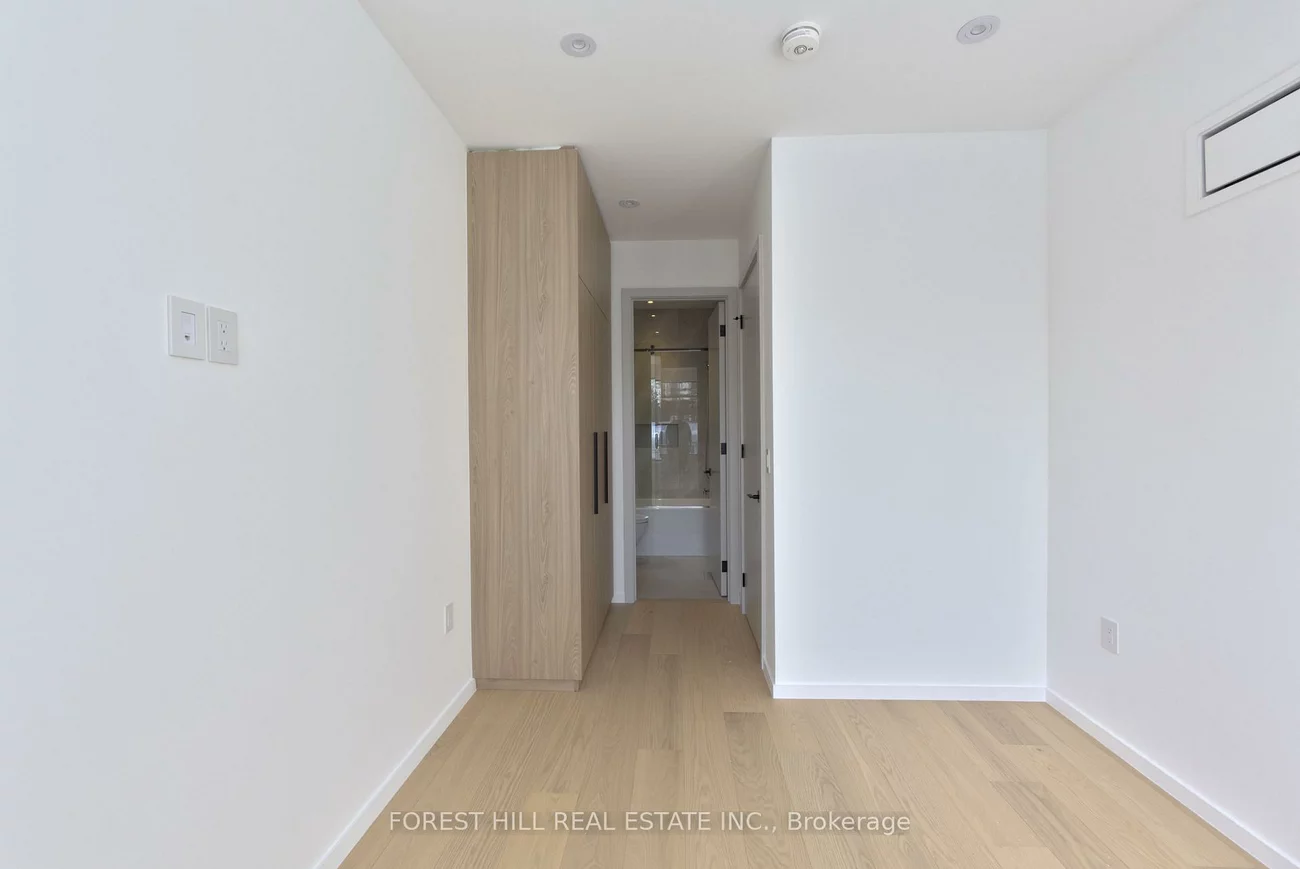 40, Cameron, Lansing-Westgate, Toronto