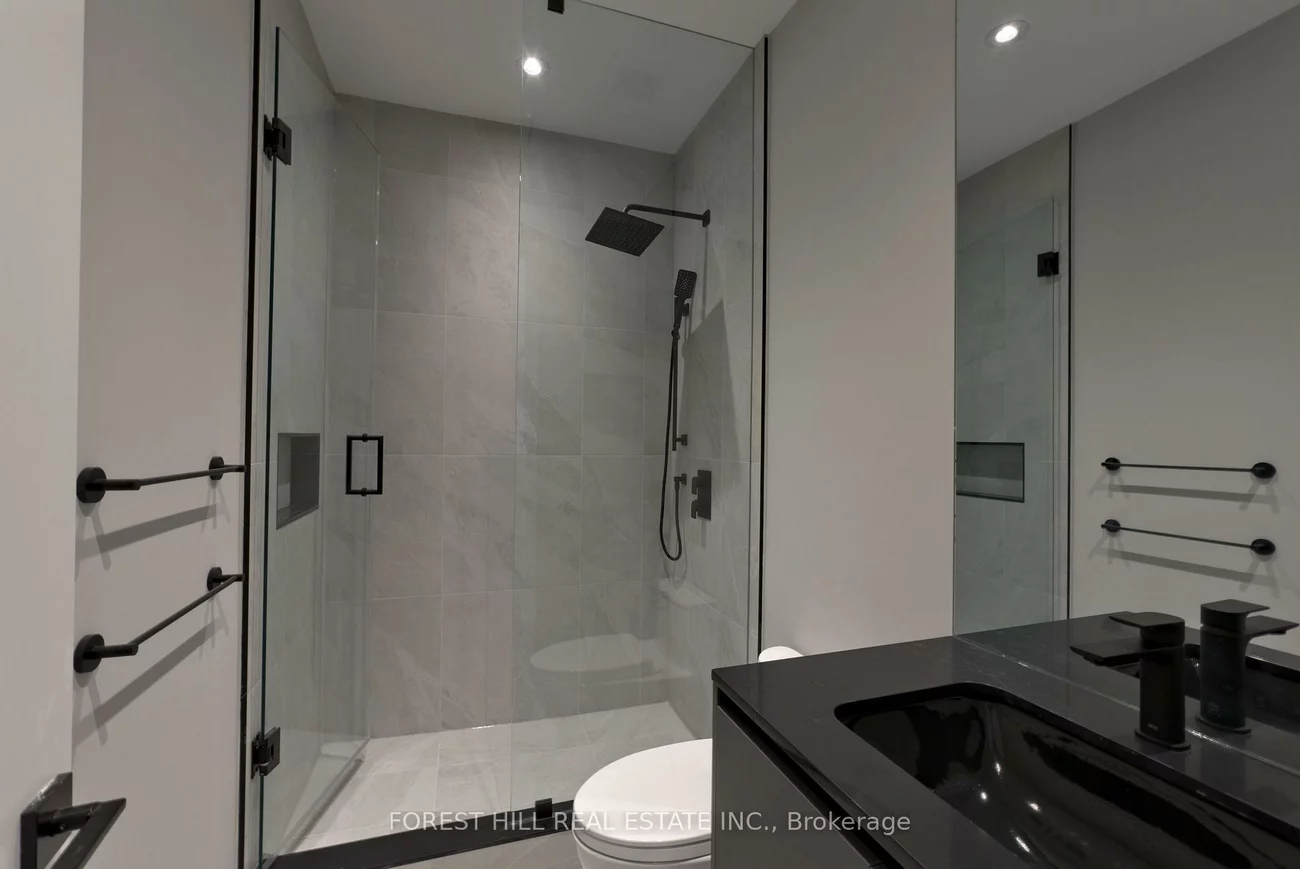 40, Cameron, Lansing-Westgate, Toronto