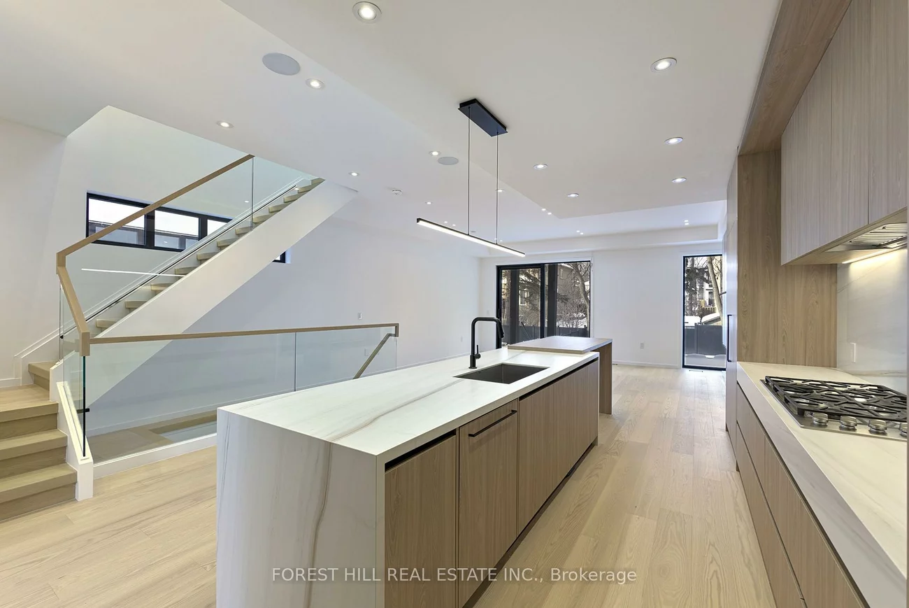 40, Cameron, Lansing-Westgate, Toronto