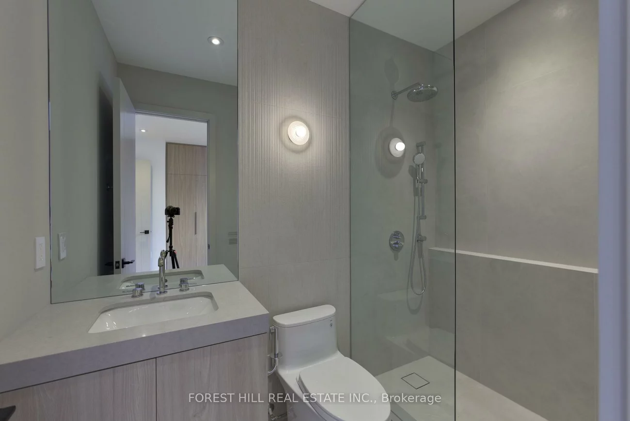 40, Cameron, Lansing-Westgate, Toronto