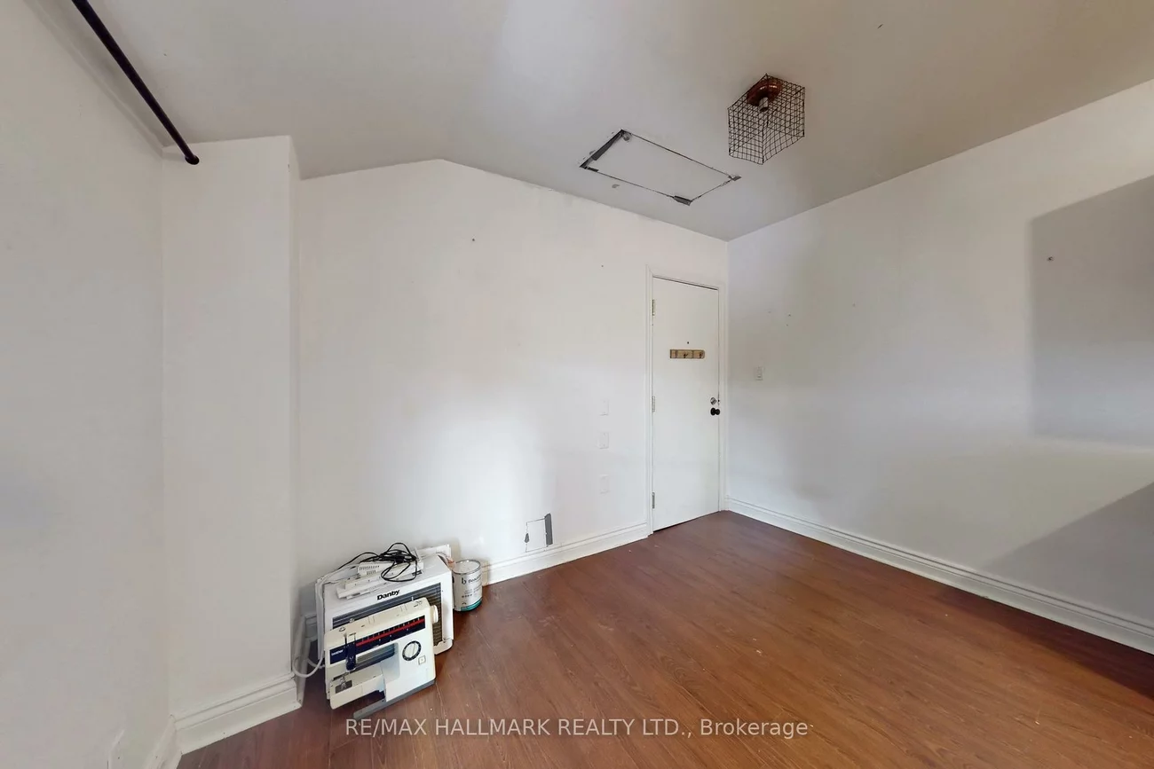 557, Parliament, Cabbagetown-South St. James Town, Toronto