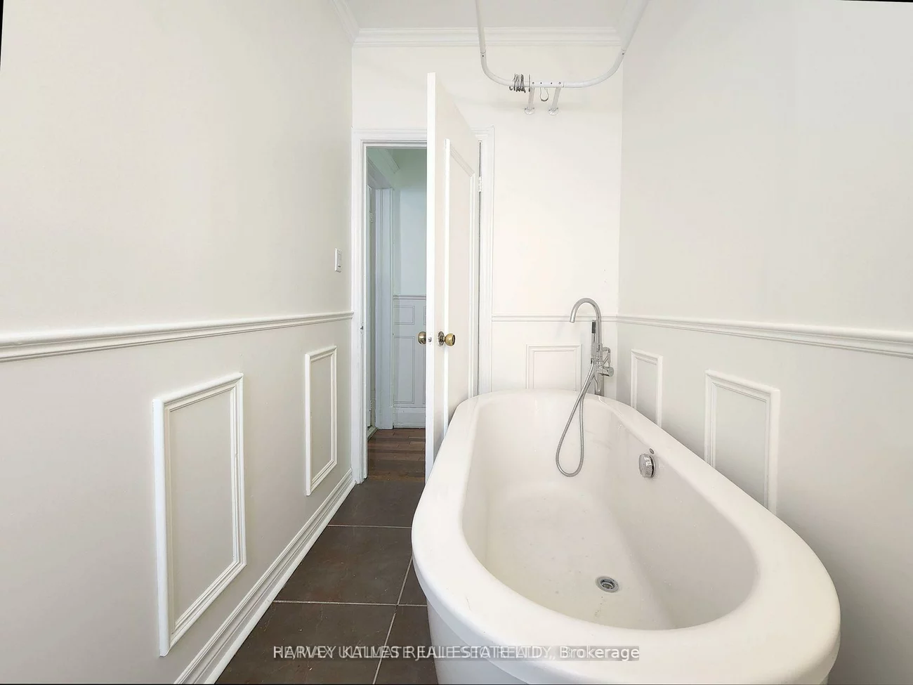 832, St Clair, Oakwood Village, Toronto