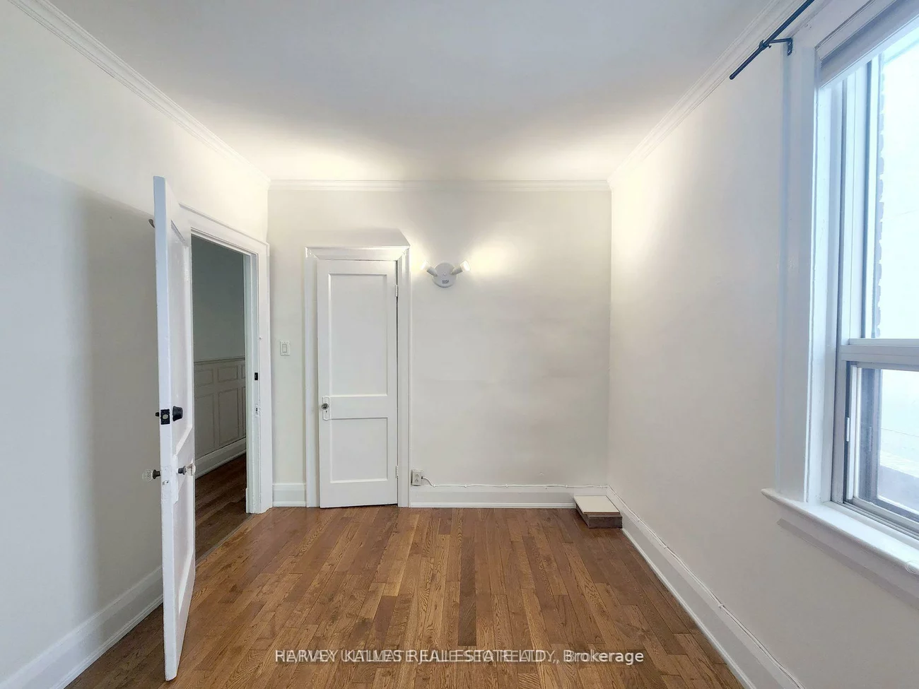 832, St Clair, Oakwood Village, Toronto