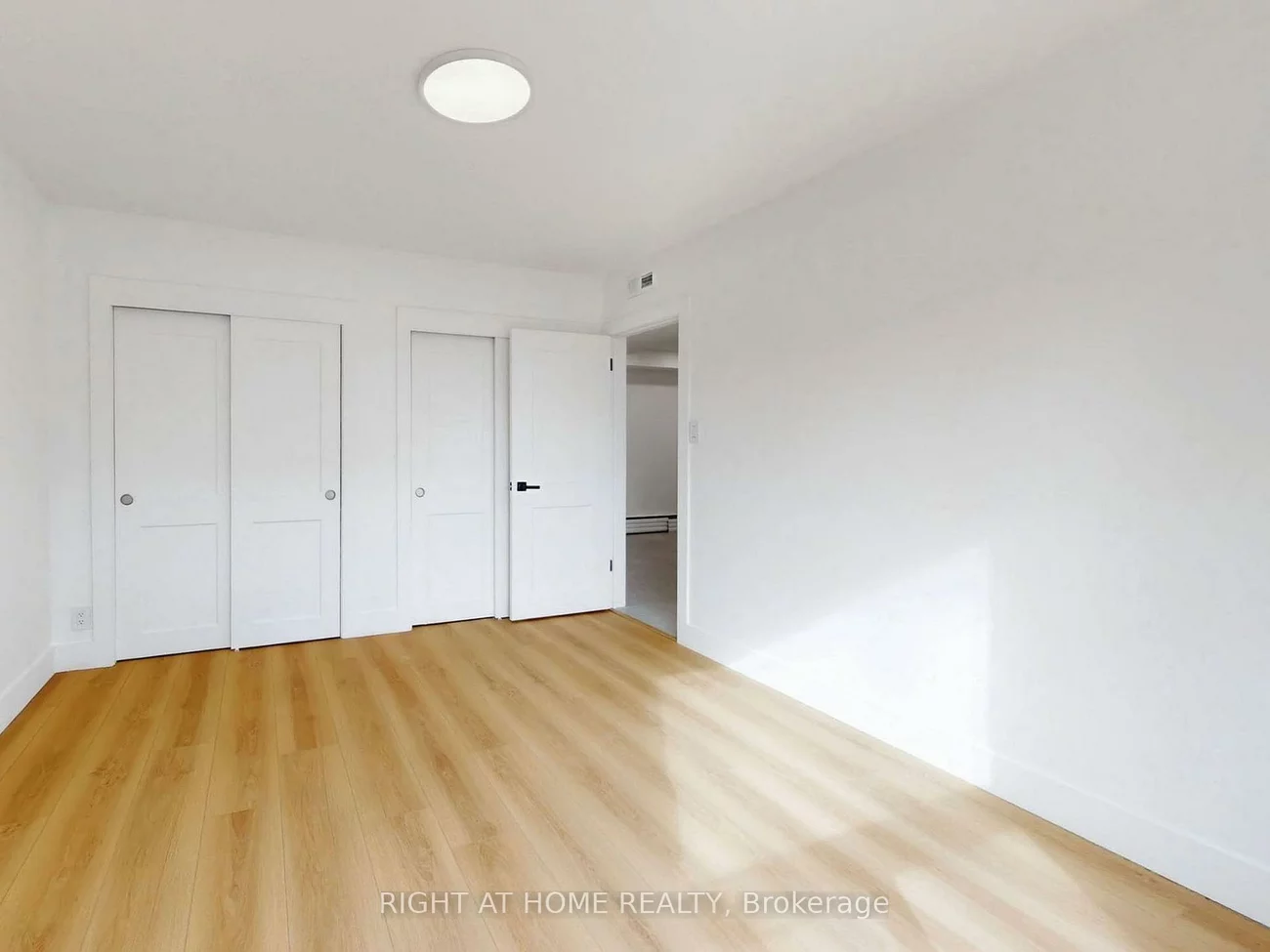 427, Lawrence, Bedford Park-Nortown, Toronto