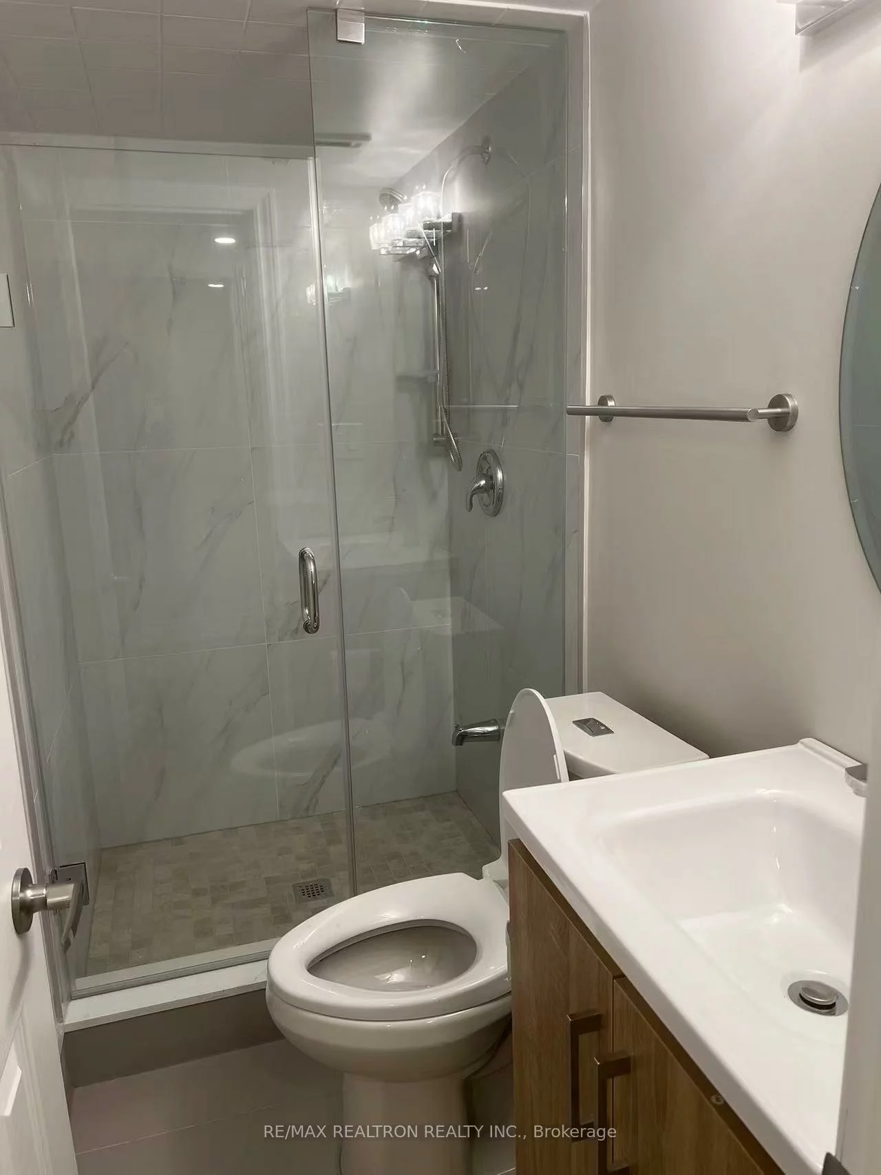 10, Northwood, Newtonbrook East, Toronto