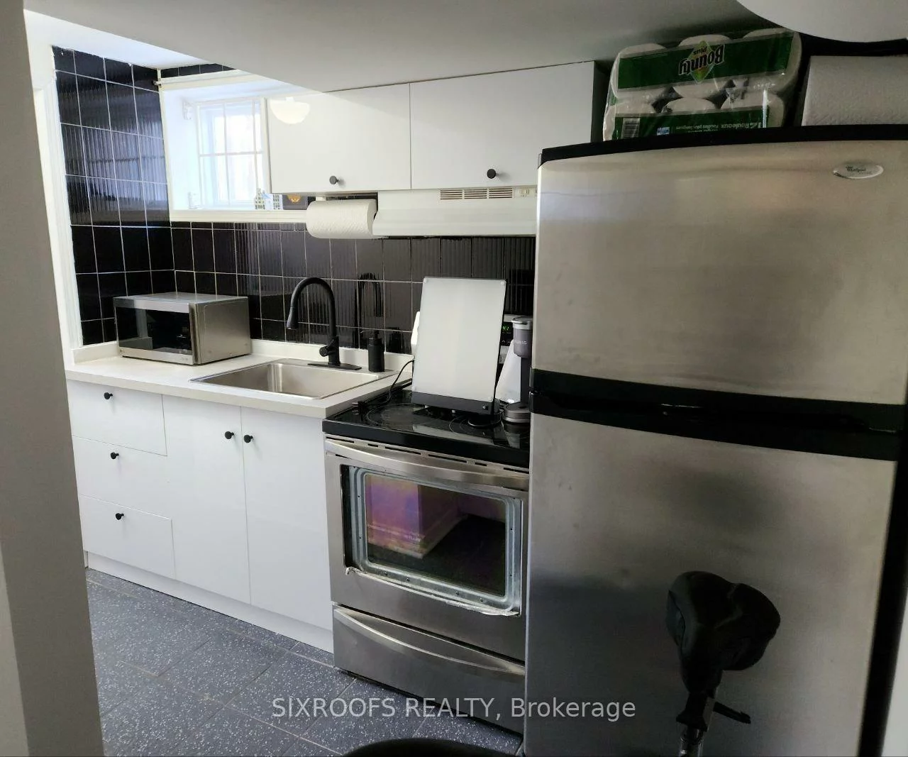 332, Homewood, Newtonbrook West, Toronto