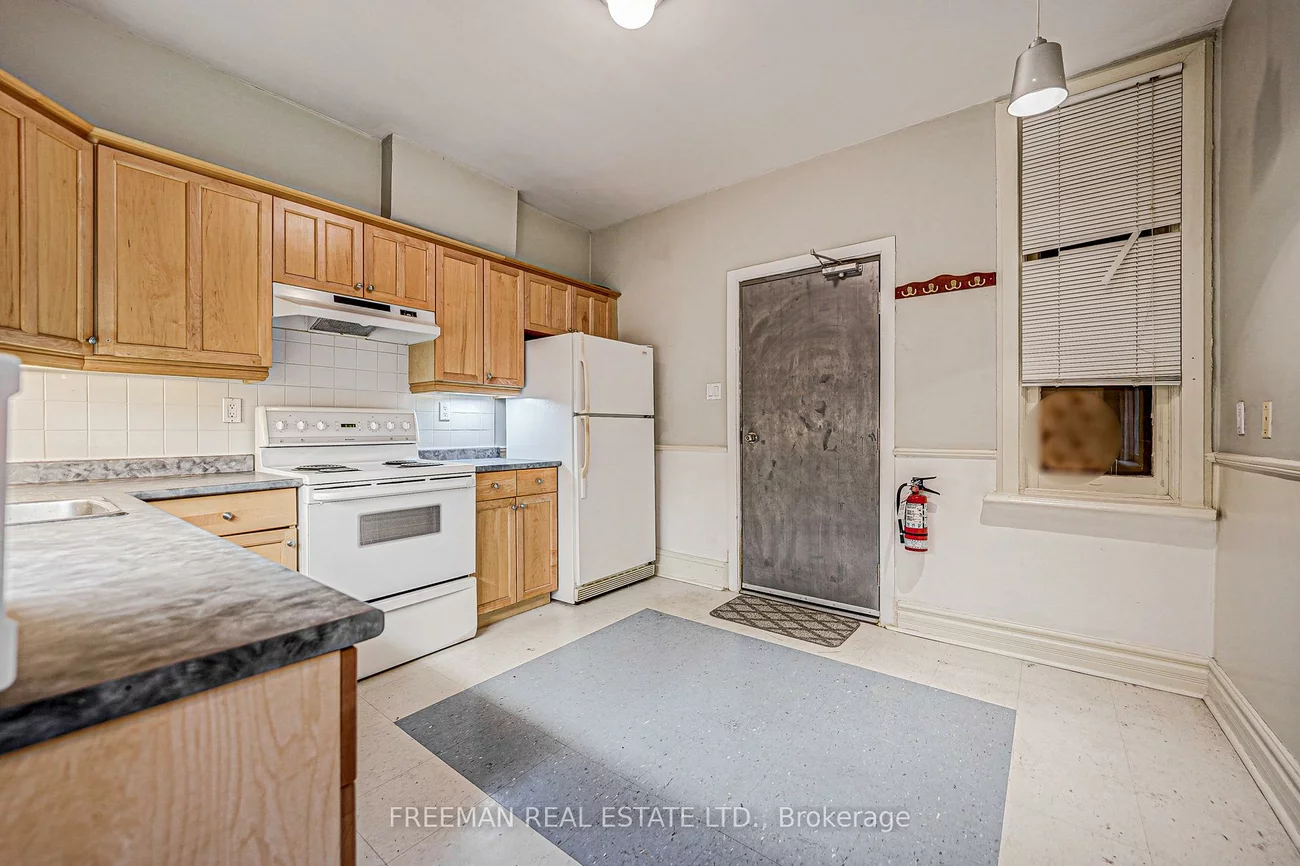 986, Bathurst, Annex, Toronto