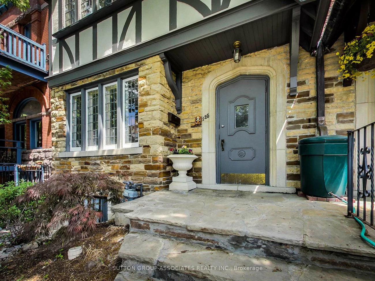 125, Walmer, Annex, Toronto