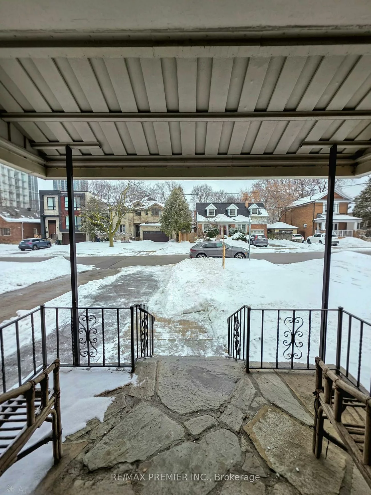 32, Johnston, Lansing-Westgate, Toronto