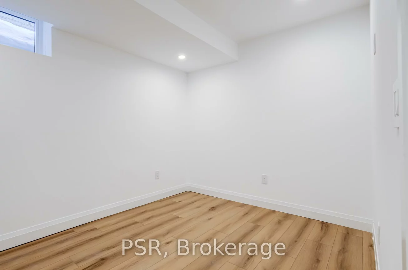 110, Braemar, Yonge-Eglinton, Toronto