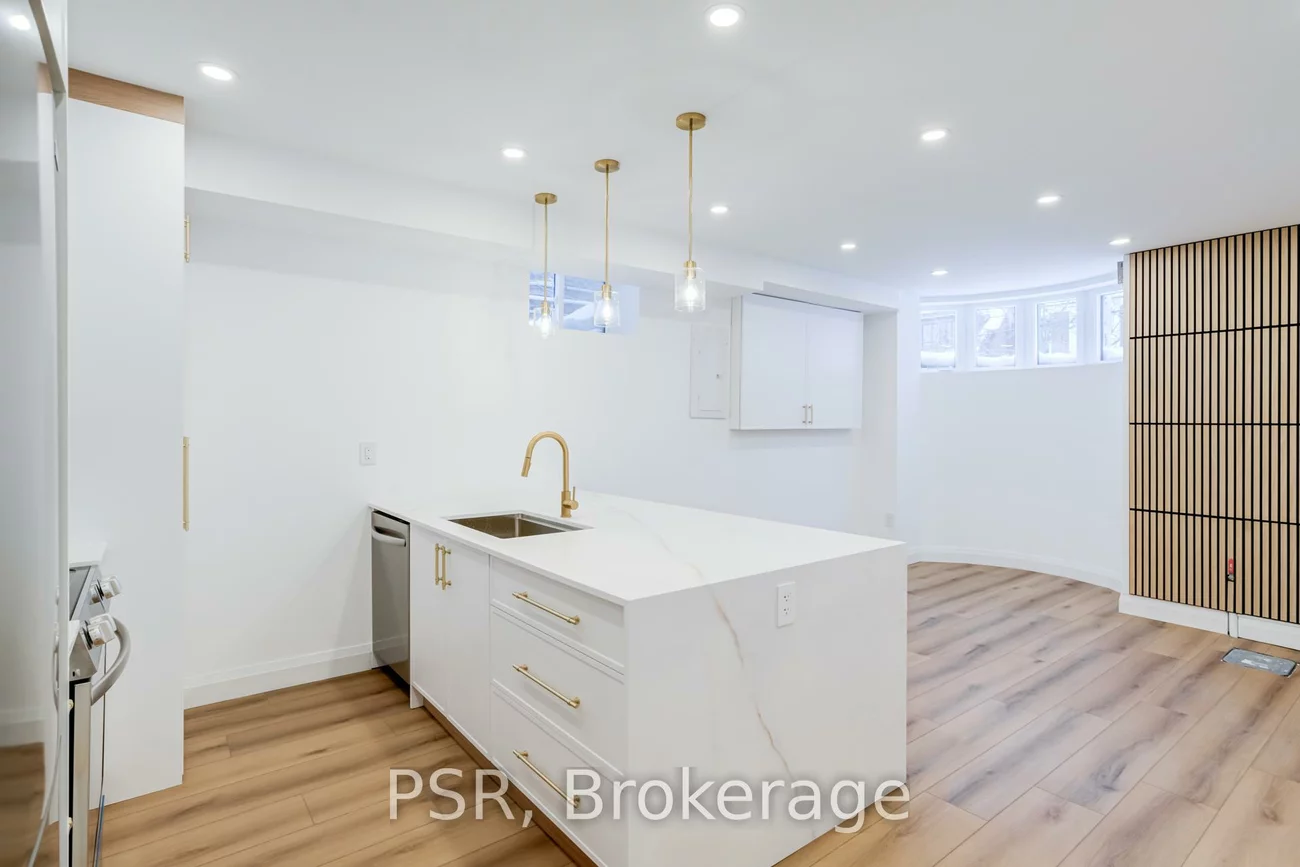 110, Braemar, Yonge-Eglinton, Toronto