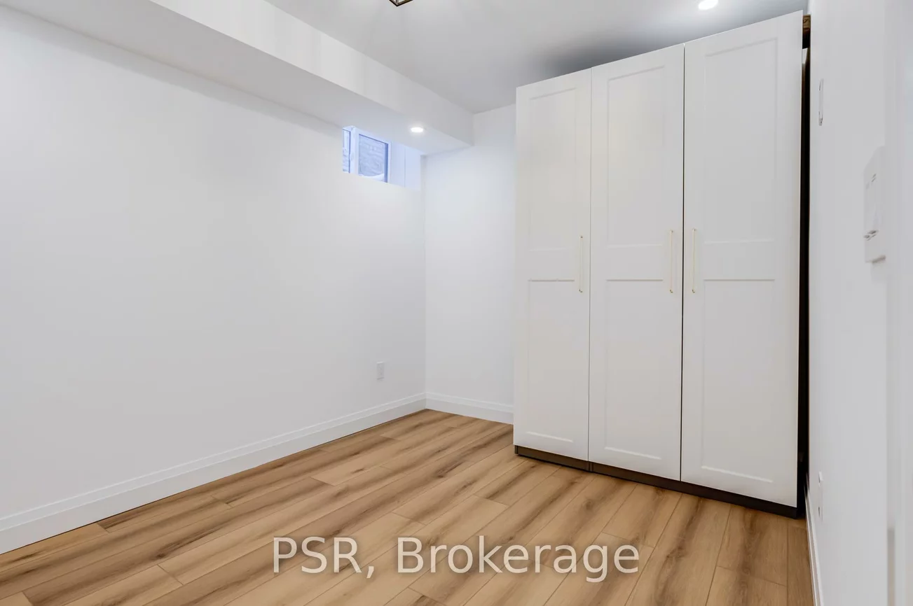 110, Braemar, Yonge-Eglinton, Toronto