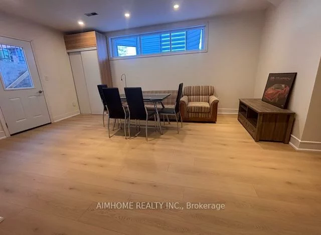 94, Banstock, Bayview Woods-Steeles, Toronto