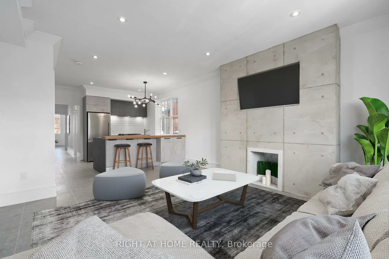 60, Winchester, Cabbagetown-South St. James Town, Toronto