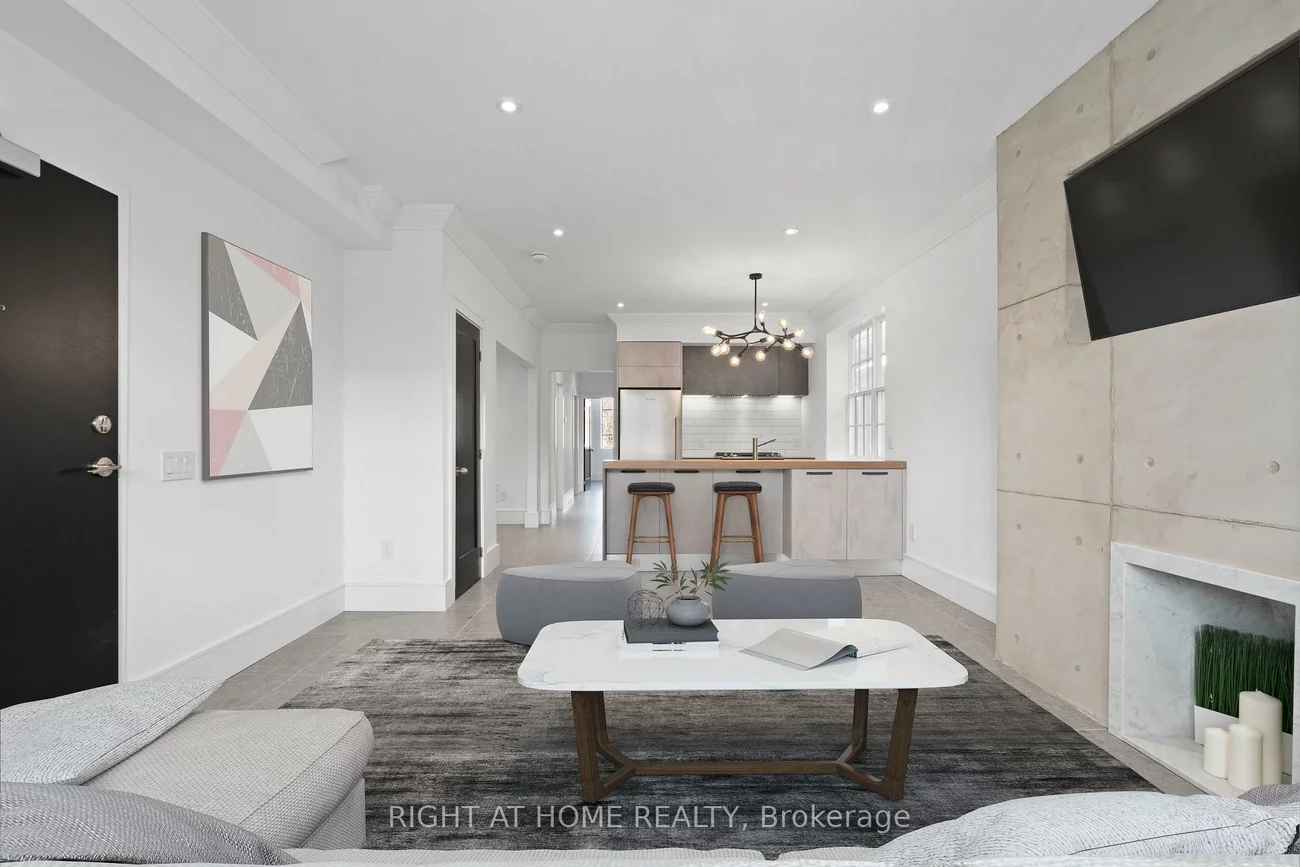 60, Winchester, Cabbagetown-South St. James Town, Toronto