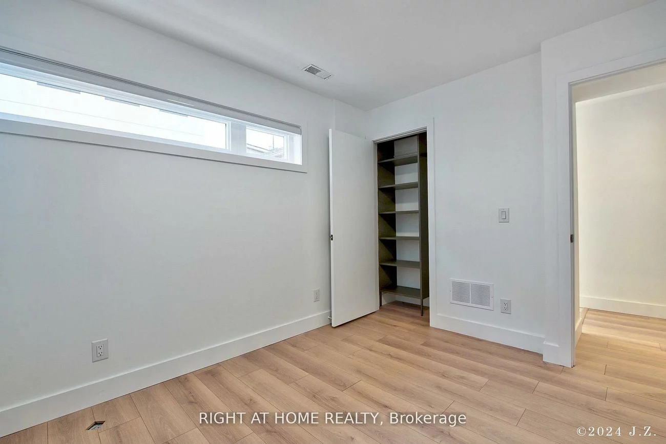 50A, Lanark, Oakwood Village, Toronto