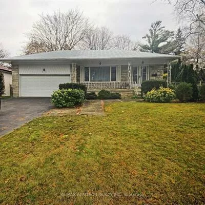 50, Geraldton, Bayview Village, Toronto