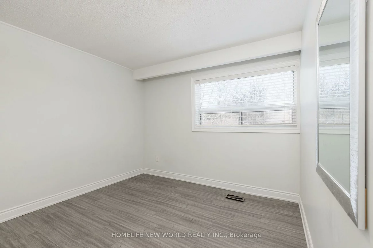 96, Ernest, Pleasant View, Toronto