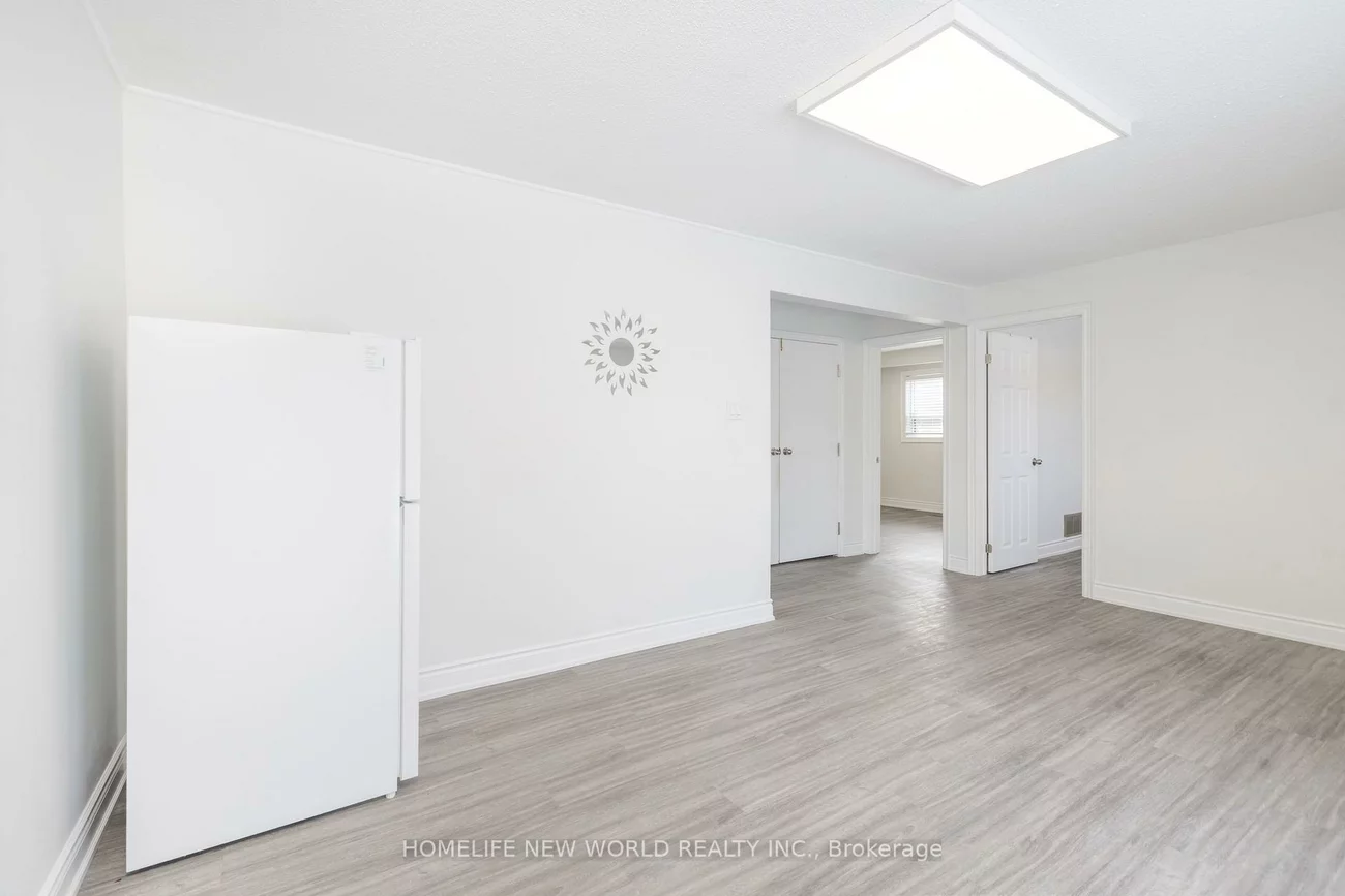 96, Ernest, Pleasant View, Toronto