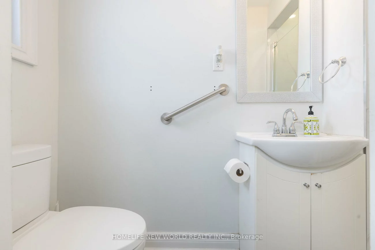 96, Ernest, Pleasant View, Toronto