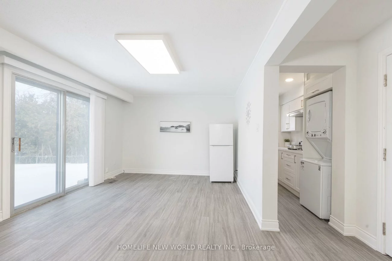 96, Ernest, Pleasant View, Toronto