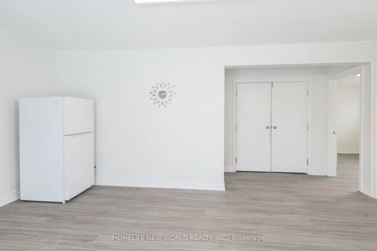 96, Ernest, Pleasant View, Toronto