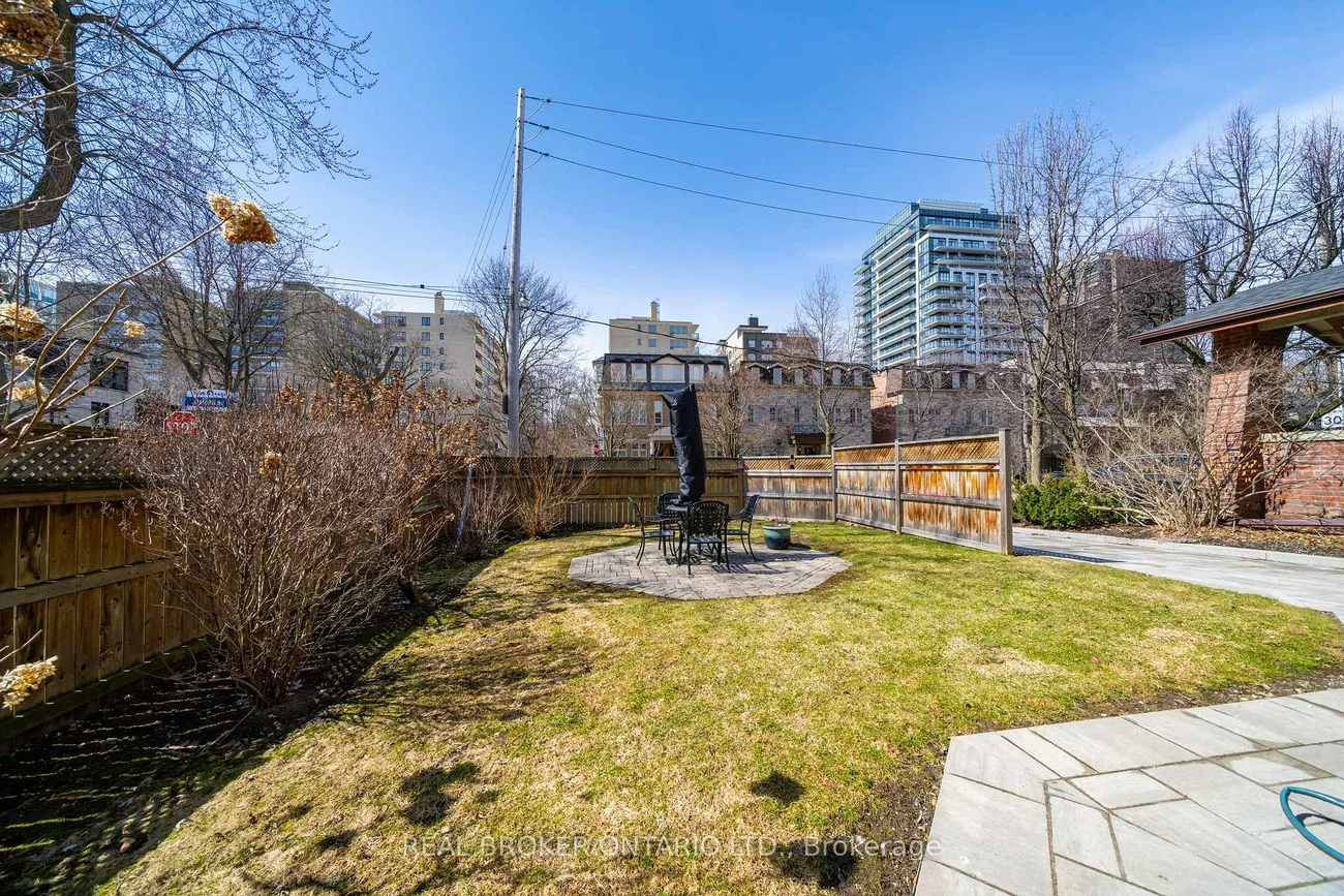 114, Heath, Yonge-St. Clair, Toronto