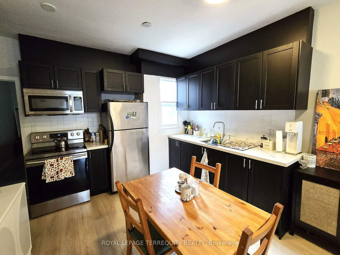 1037, Bathurst, Annex, Toronto