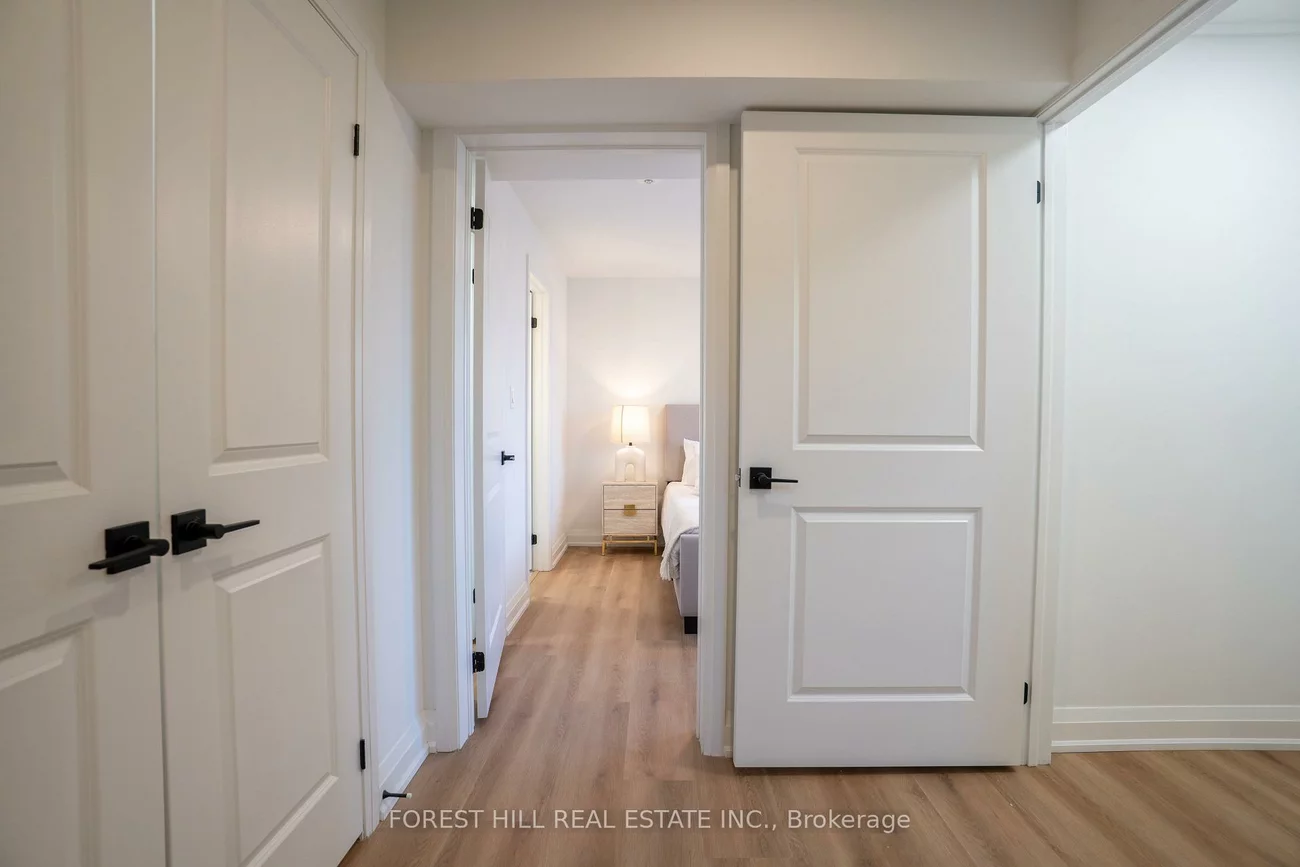 1, Dunsmore, Clanton Park, Toronto