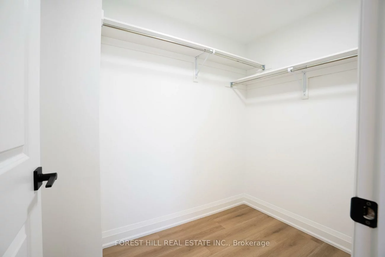 1, Dunsmore, Clanton Park, Toronto