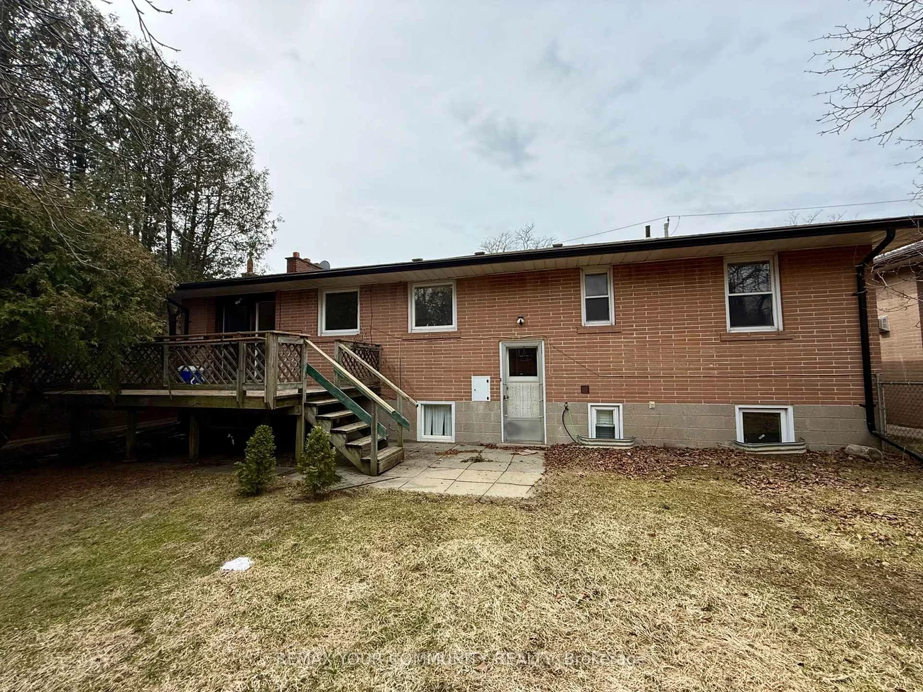 15, Ambrose, Bayview Village, Toronto