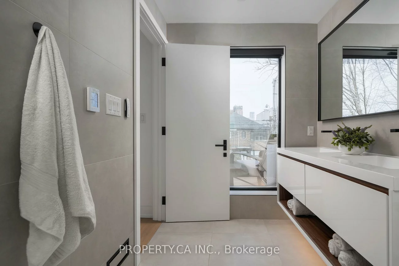 268, Euclid, Palmerston-Little Italy, Toronto