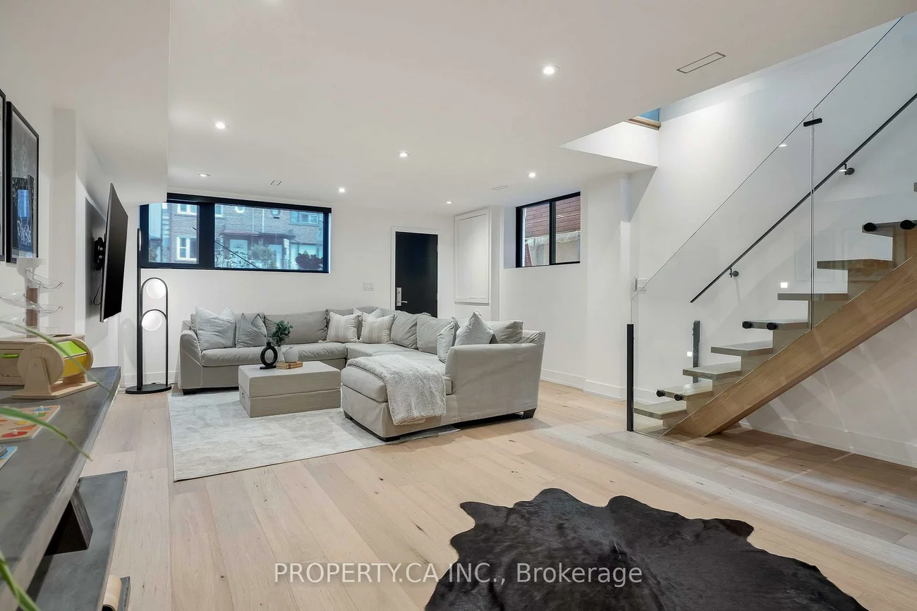 268, Euclid, Palmerston-Little Italy, Toronto