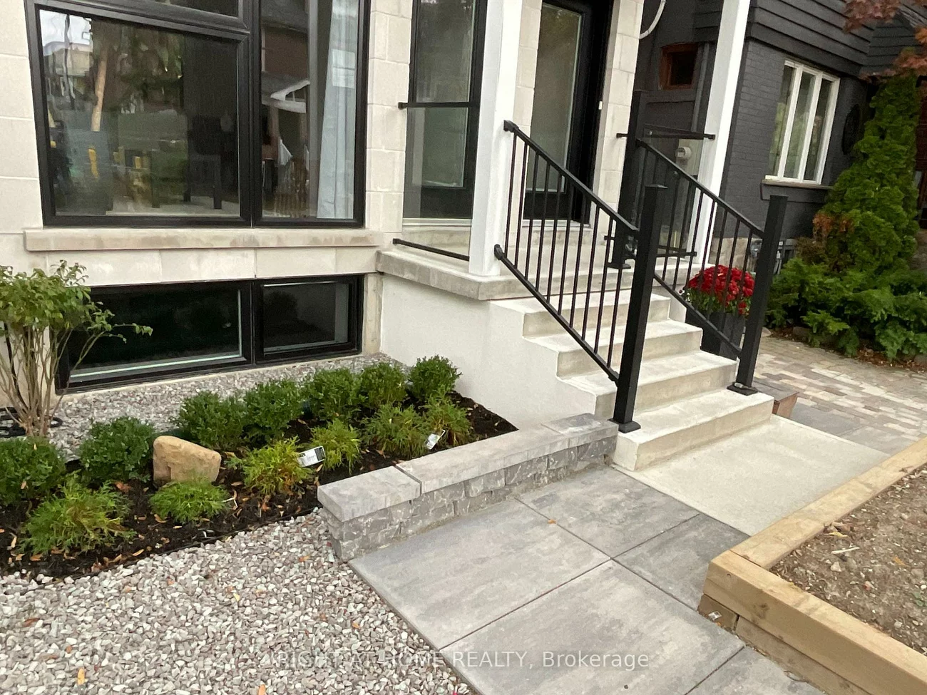 674, Manning, Annex, Toronto