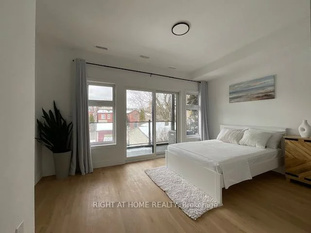 674, Manning, Annex, Toronto