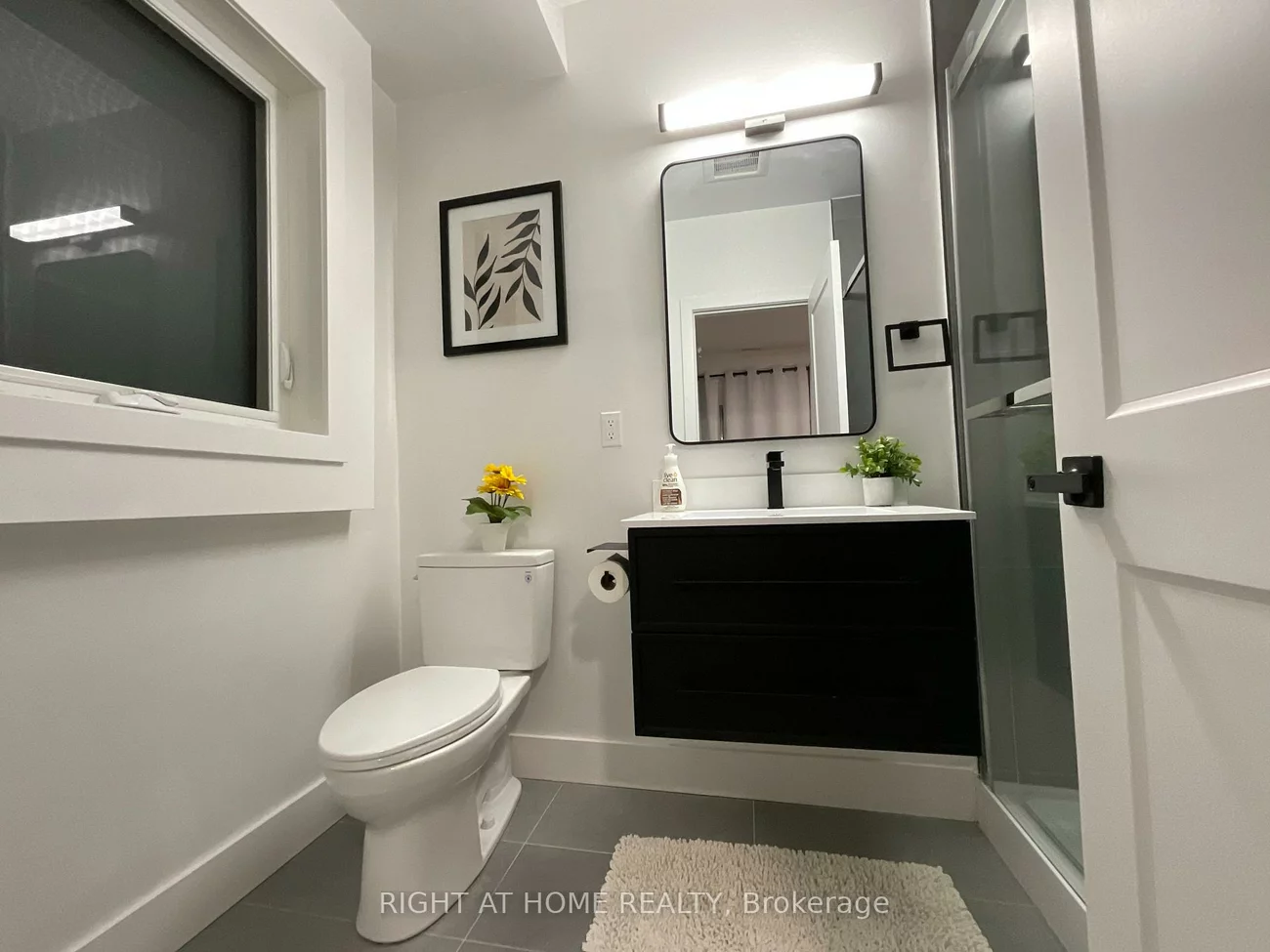 674, Manning, Annex, Toronto