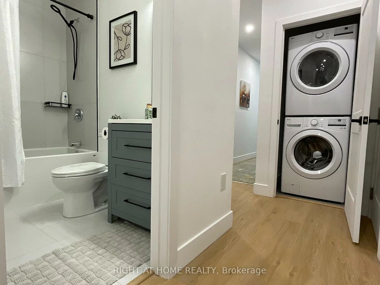 674, Manning, Annex, Toronto