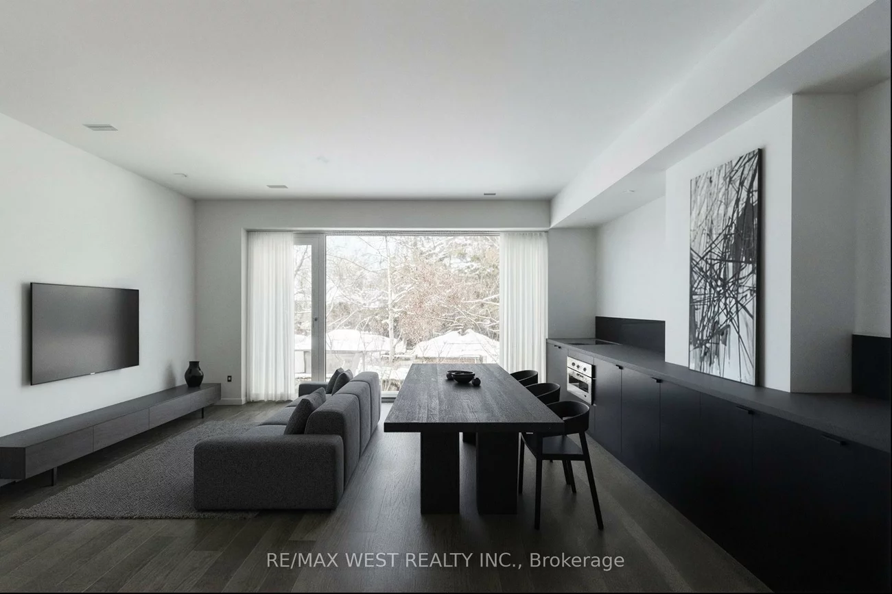 436, Markham, Palmerston-Little Italy, Toronto