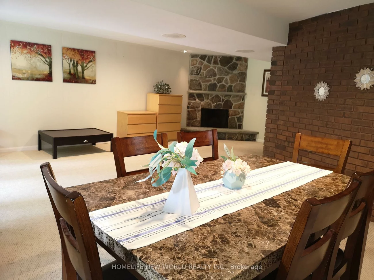 8, Janus, Hillcrest Village, Toronto