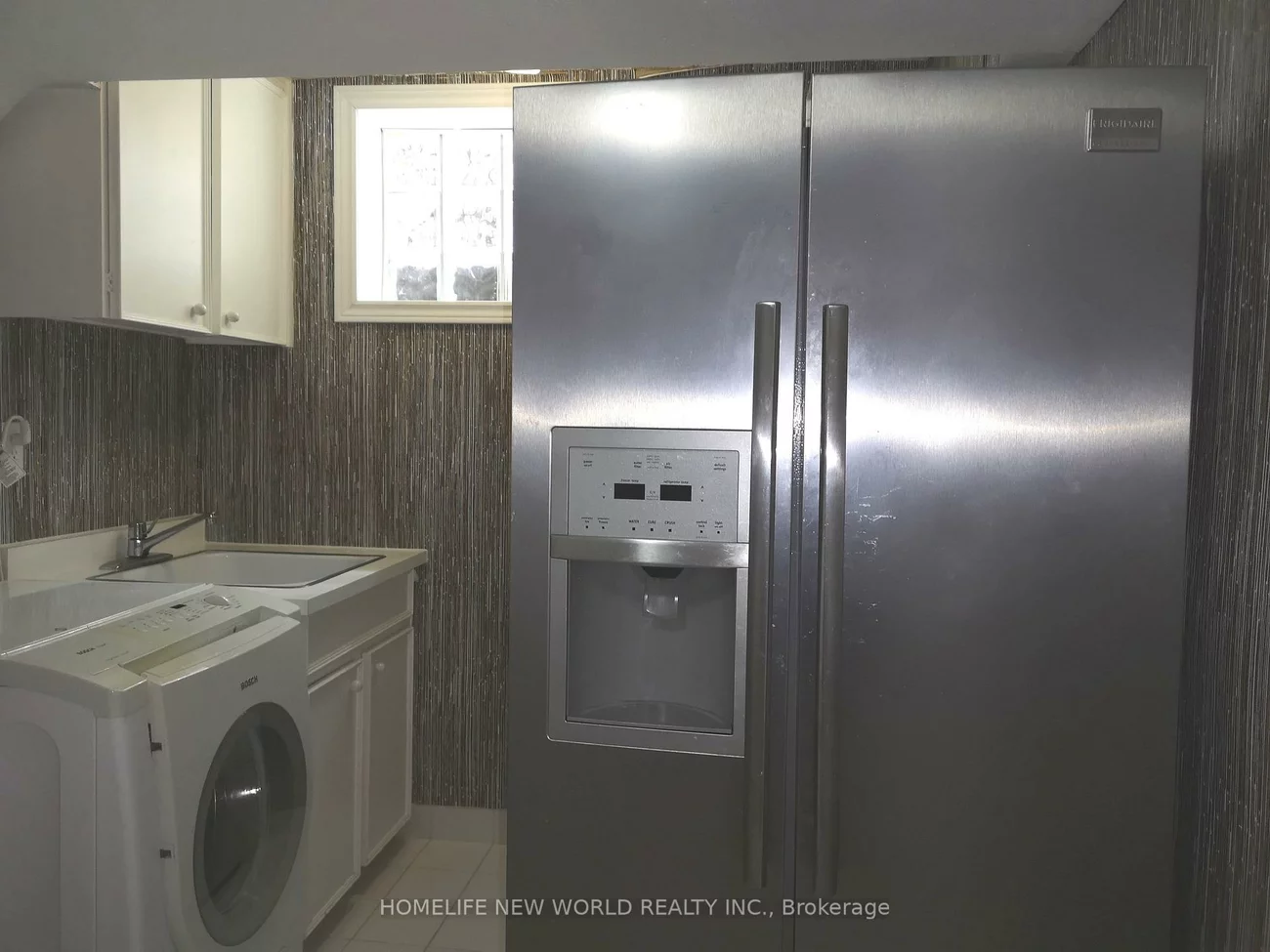 8, Janus, Hillcrest Village, Toronto