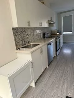 2615, Yonge, Mount Pleasant East, Toronto
