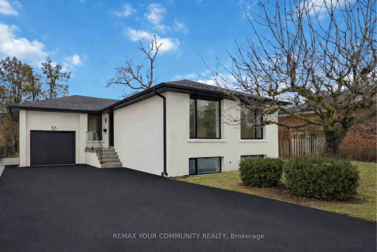 55, Cocksfield, Bathurst Manor, Toronto