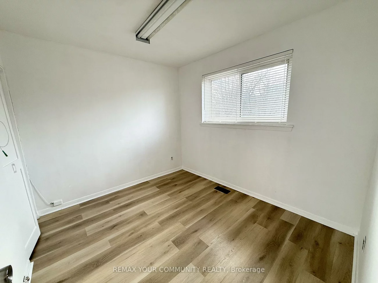 17, Regatta, Newtonbrook West, Toronto