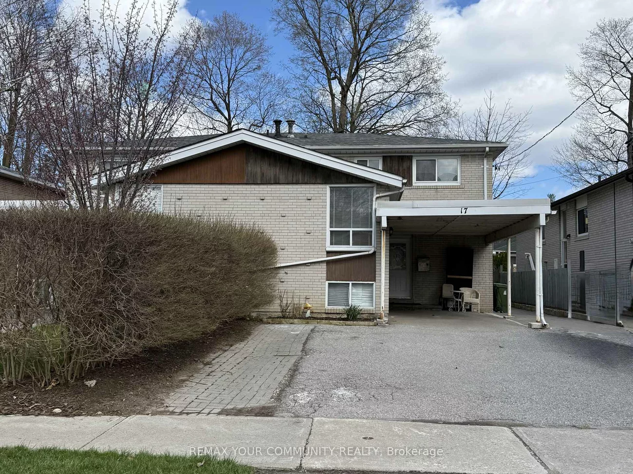 17, Regatta, Newtonbrook West, Toronto