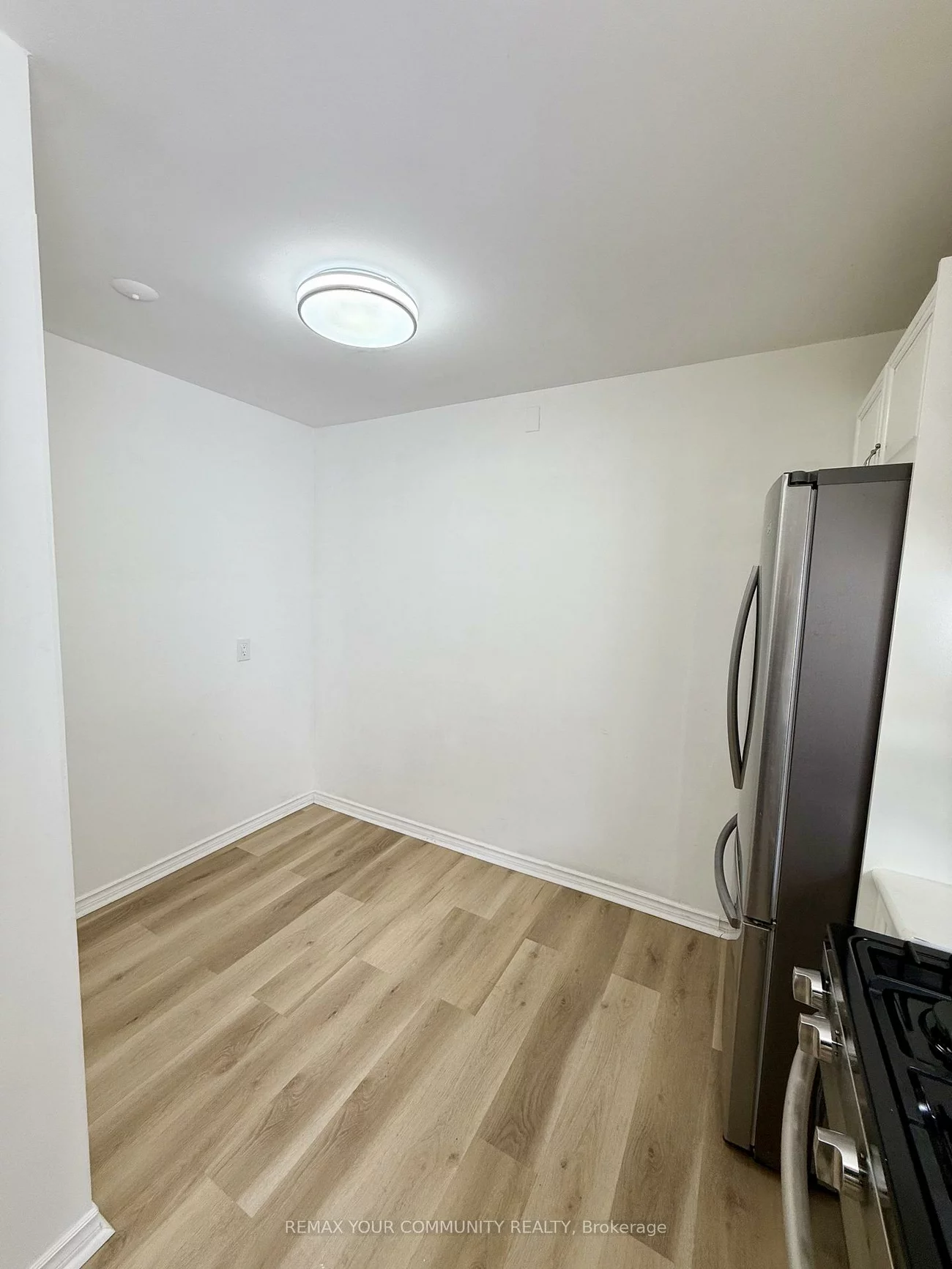17, Regatta, Newtonbrook West, Toronto