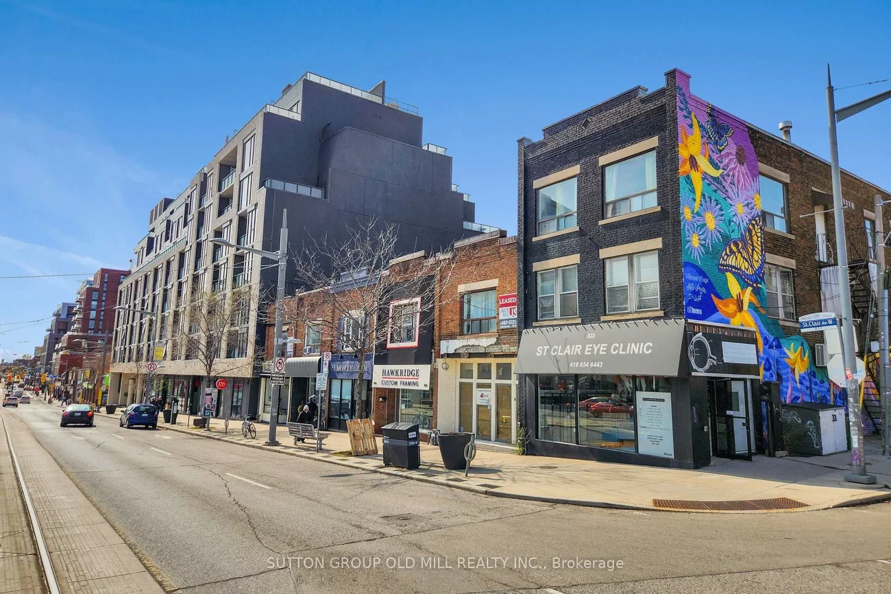809A, St Clair, Wychwood, Toronto