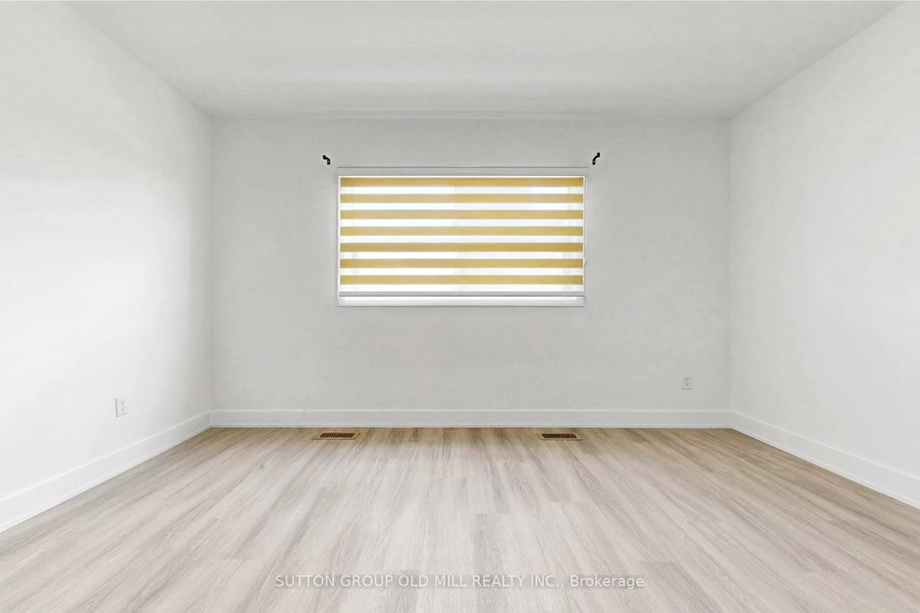 809A, St Clair, Wychwood, Toronto