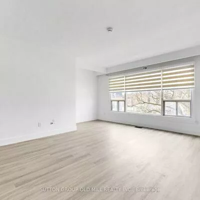 809A, St Clair, Wychwood, Toronto