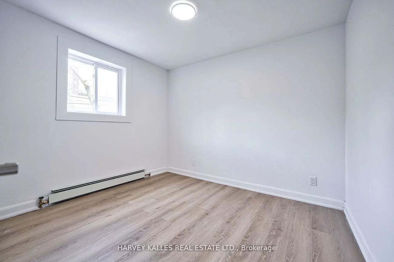 1046, Bathurst, Annex, Toronto