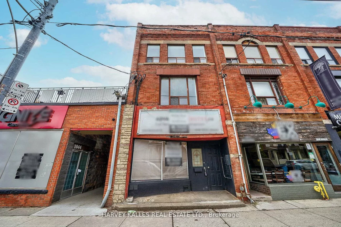 1046, Bathurst, Annex, Toronto